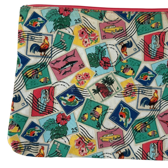Vera Bradley Wristlet Cuba Postage Stamps Easy Clean Dry Bag Lining Travel Cuban - Picture 2 of 7